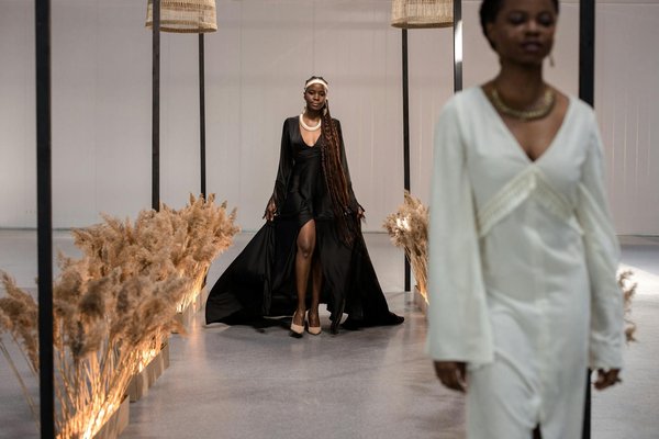 Finding the Perfect Moisturizer for Aging Combination Skin: A Comprehensive Guide